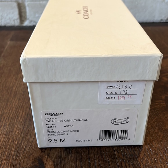 Coach flats, size 9.5💕 - Picture 10 of 10